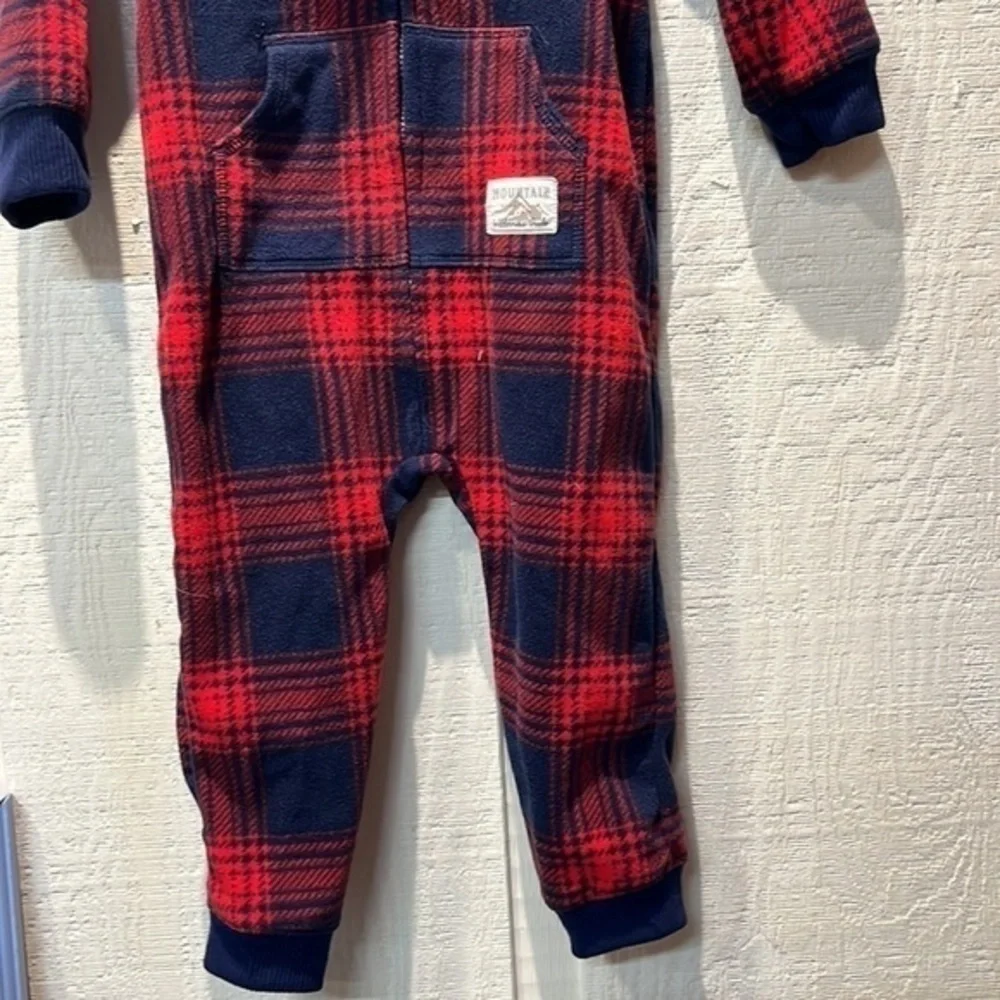 Carter’s hooded‎ red & navy blue Plaid fleece jumpsuit onesie size 18 months